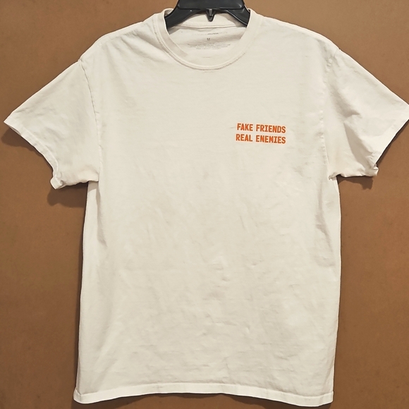 FashionNovaMen white short sleeve graphic tee 'Fake Friends Real Enemies' Med. - Picture 3 of 7